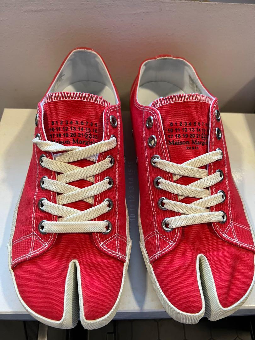 MAISON MARGIELA VANDAL TABI SNEAKERS IN RED