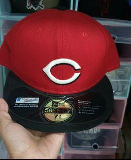 New Era  size 7. 3/4 merah 59 fifty