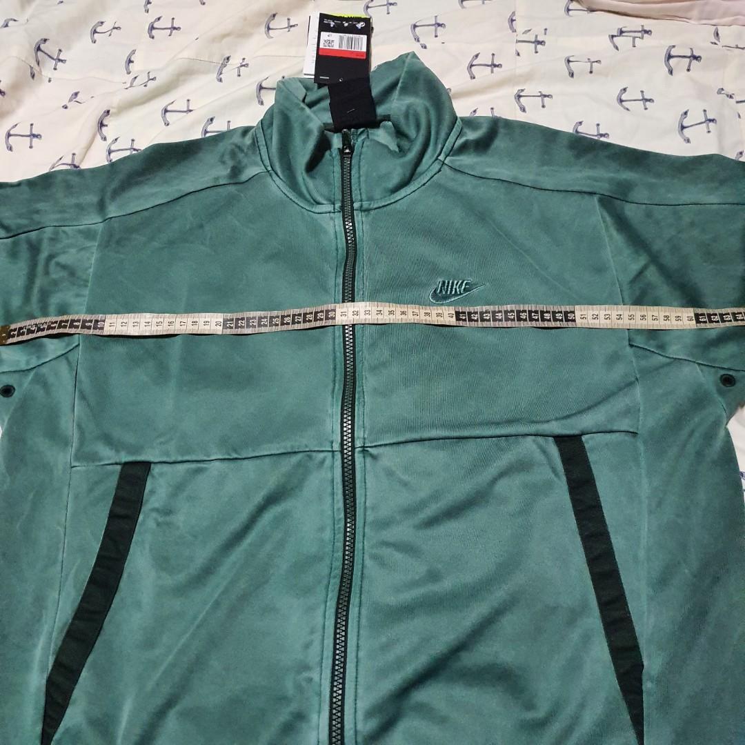 Nike jacket, Men's Fashion, Coats 