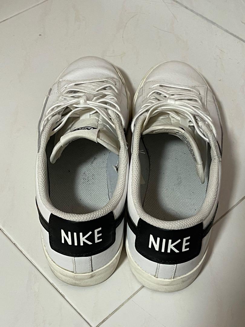 mens black and white nike sneakers