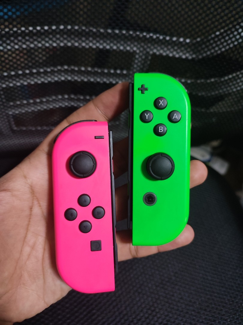 Nintendo switch joycon neon pink & green, Video Gaming, Gaming ...