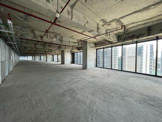 RUSH SALE! Park Triangle  Corporate Plaza: Office Space for Sale: 1,450 sqm, 33 parking, P550M