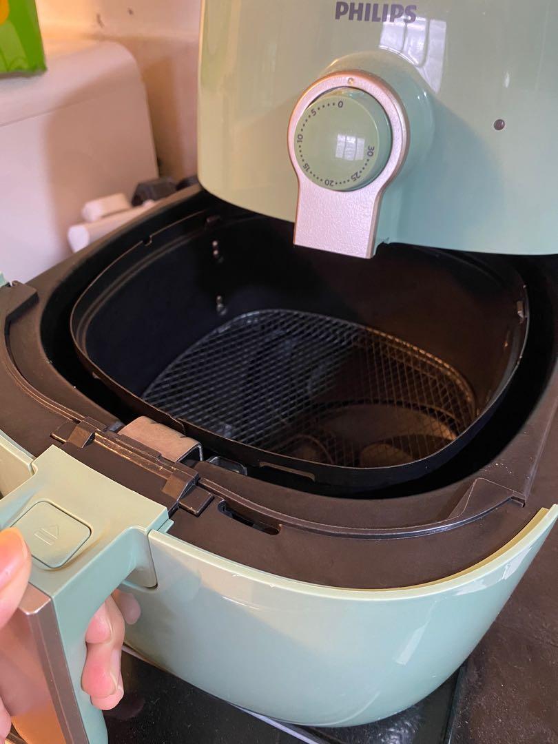 Philips Air fryer amway, Furniture & Home Living, Kitchenware