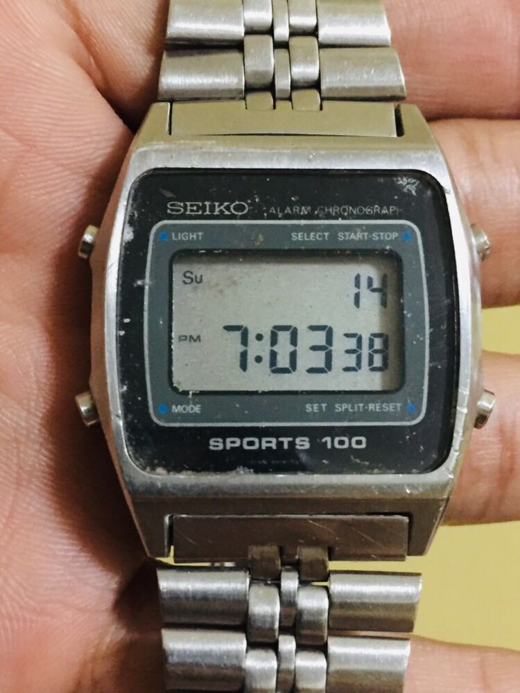 Rare Digital Seiko Sports 100 Alarm Chronograph A914-5A19 April 1984, Men's  Fashion, Watches & Accessories, Watches on Carousell