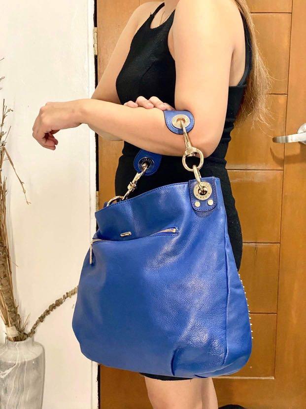 Minkoff hobo store