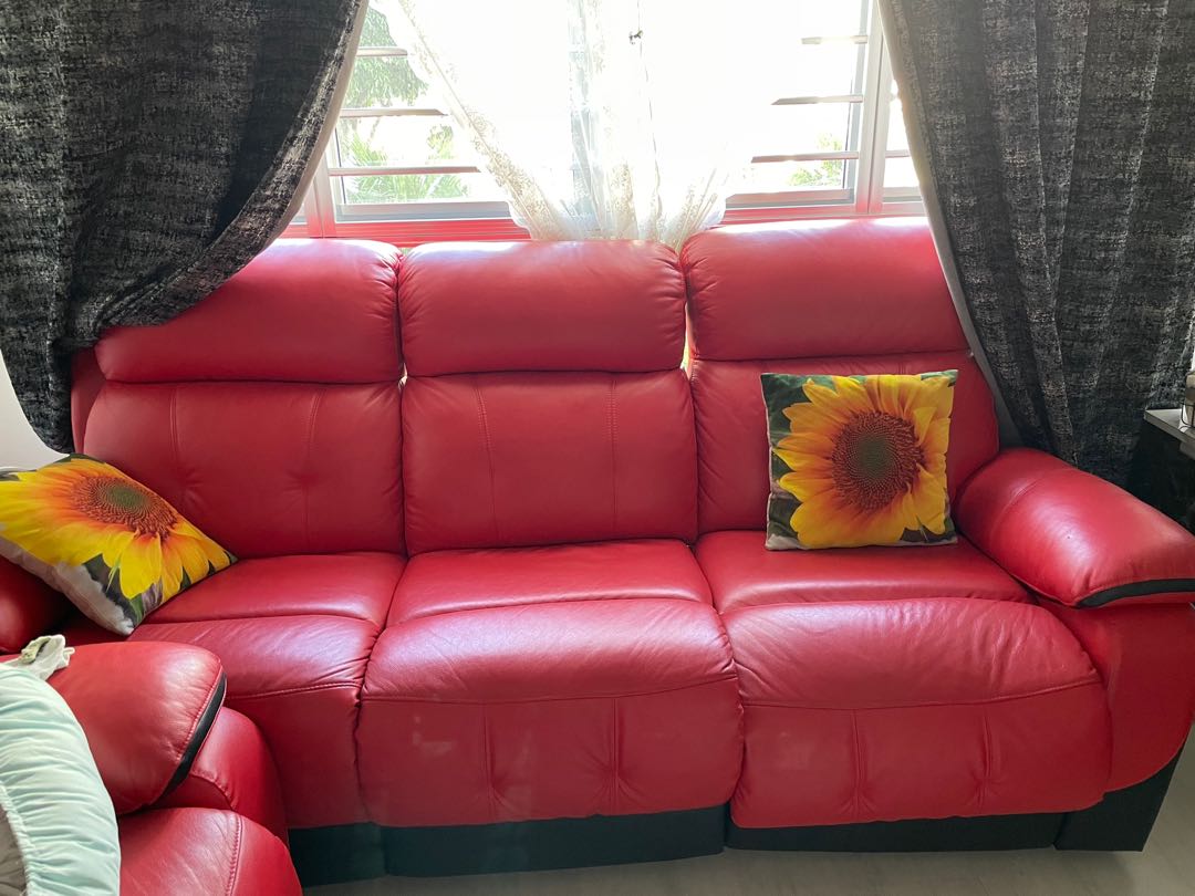 red recliner couch