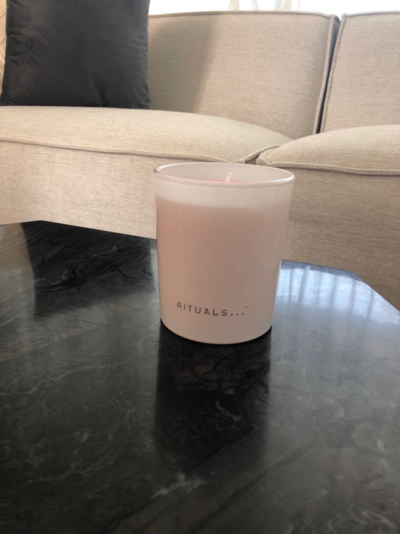 Rituals of Sakura Scented Candle Rice Milk and Cherry Blossom