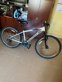 （分類：）位於 。 由 sellinghere421 提交（商品編號 1178507442，圖片 1）。簡介： 。