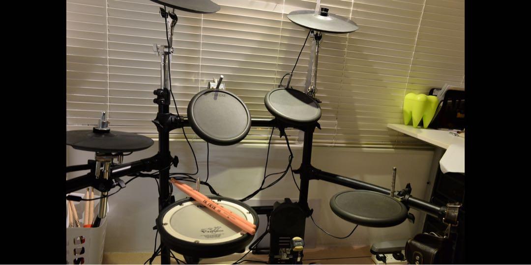 Roland TD9 Electronic drum set (with TAMA single pedal), 興趣及遊戲, 音樂、樂器