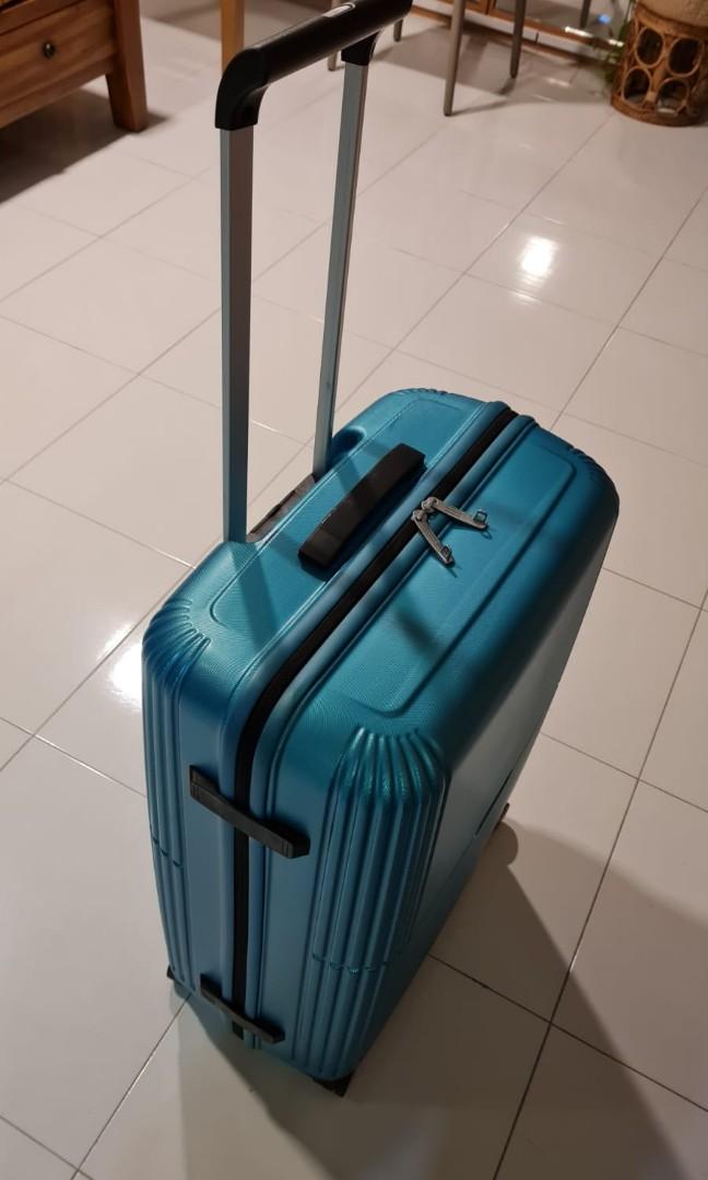Samsonite Turquoise Luggage 47L x 27H x 69W