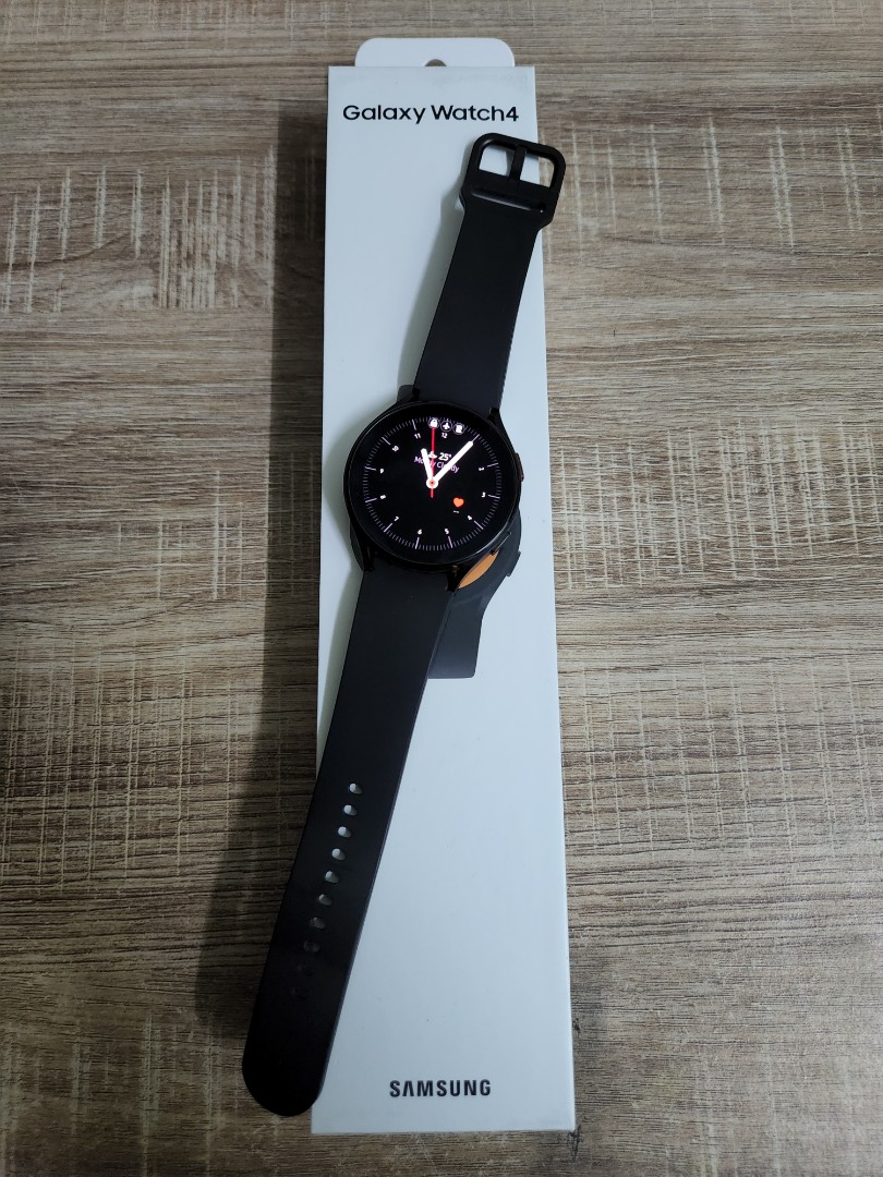 Samsung Watch 4 44mm, Mobile Phones & Gadgets, Wearables & Smart