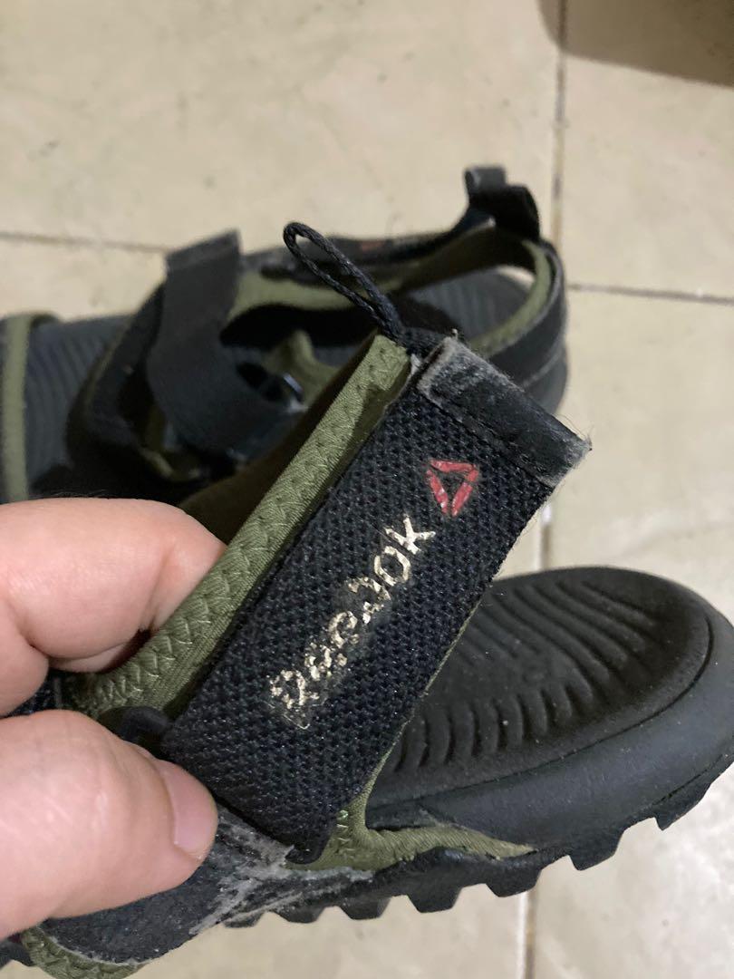 Sandal gunung hot sale reebok original