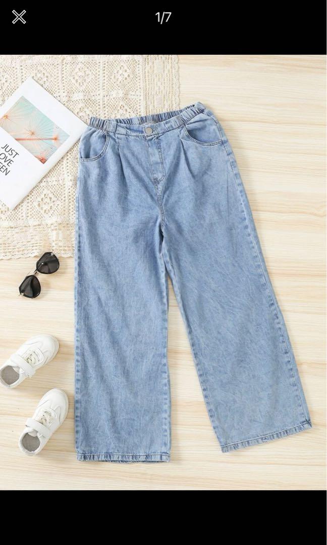 Shein soft denim square pants (Category: Jeans) located in Manila. Submitted by preloveeed_jennie (Listing ID 1178500904, Image 1). Description: Unused without tag Length- 34.4 Waist- 24-27(garterized) .
