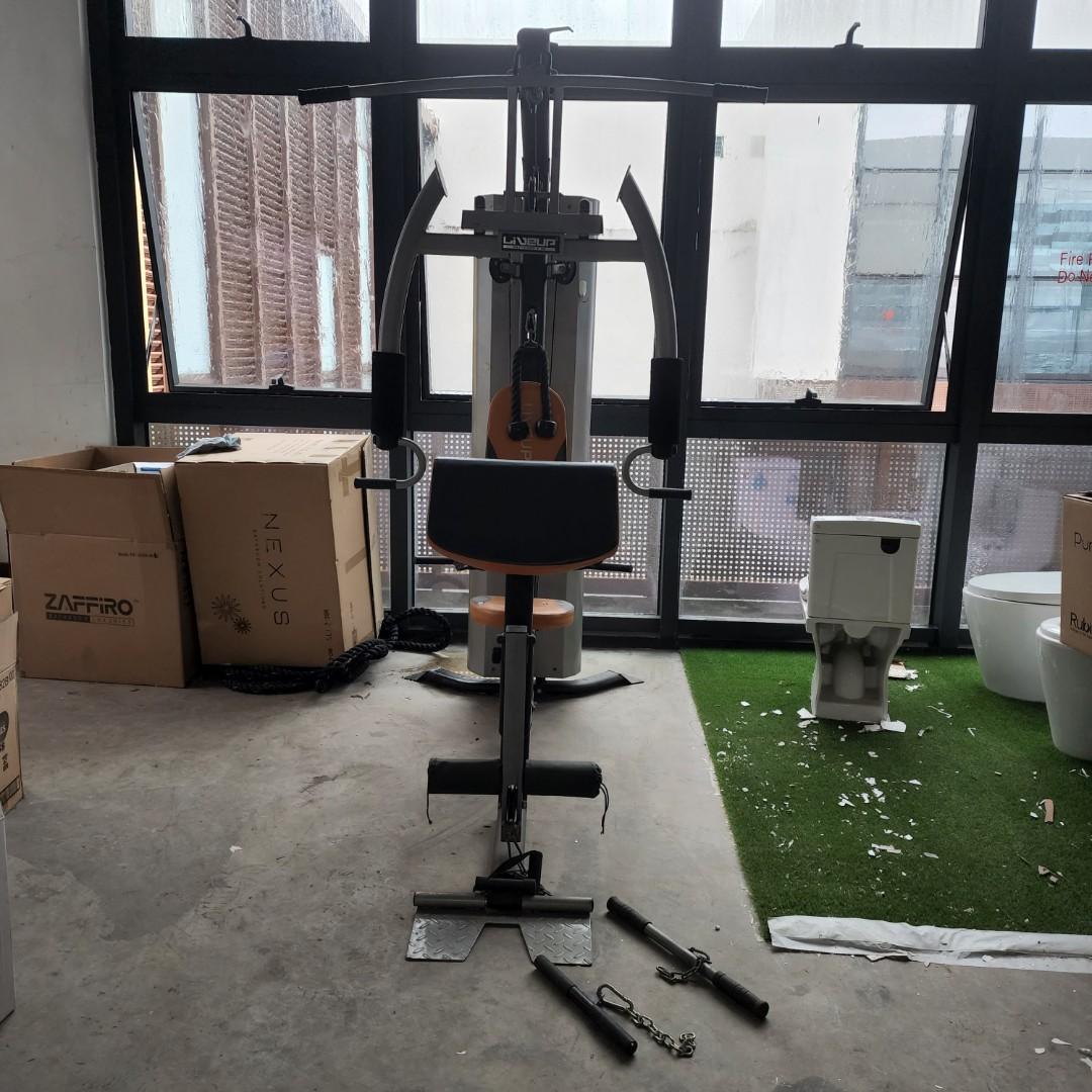 Single station multi discount gym
