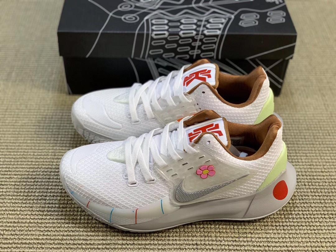 The spongebob squarepants x 'kyrie 2 low sandy hot sale