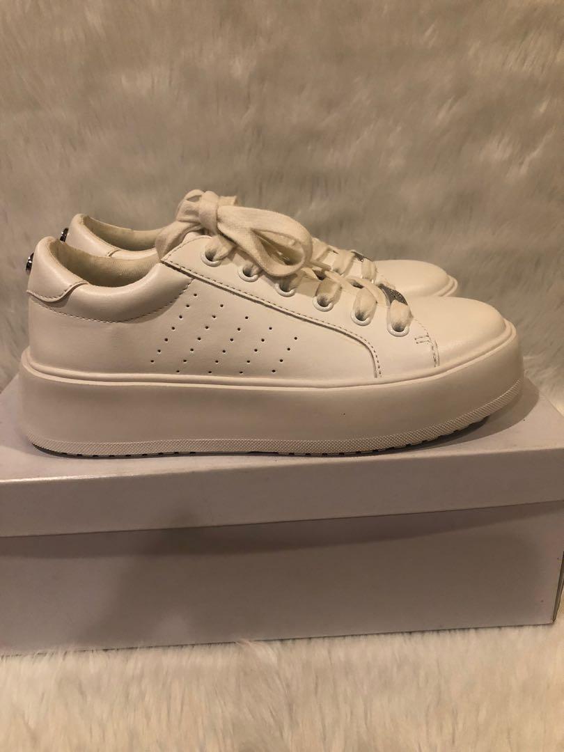Steve madden best sale blade white sneakers