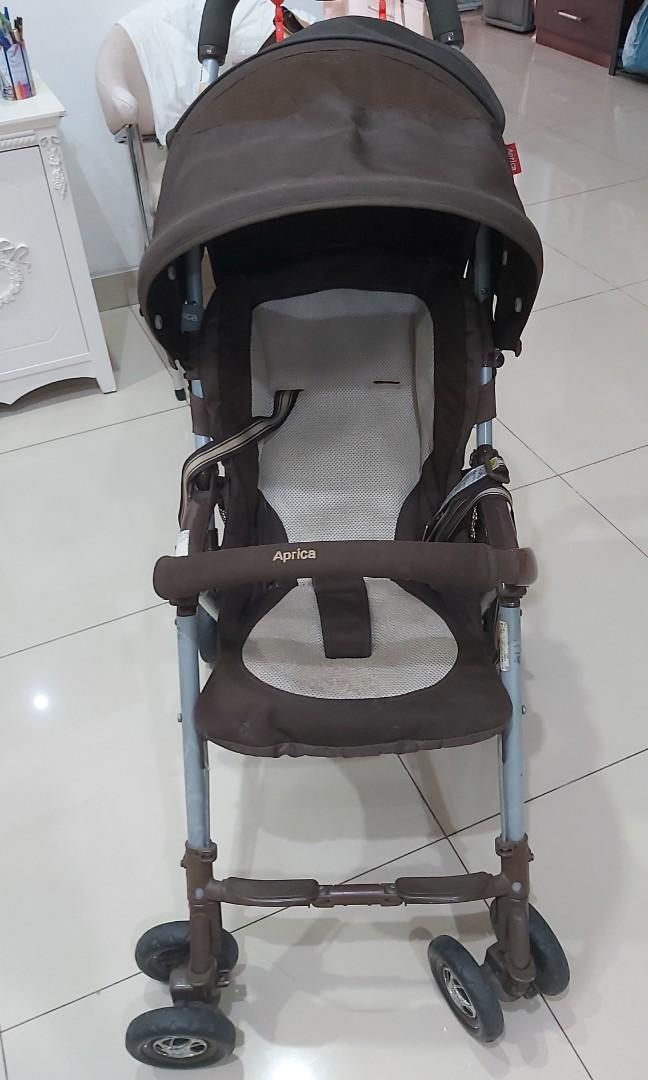 STROLLER APRICA