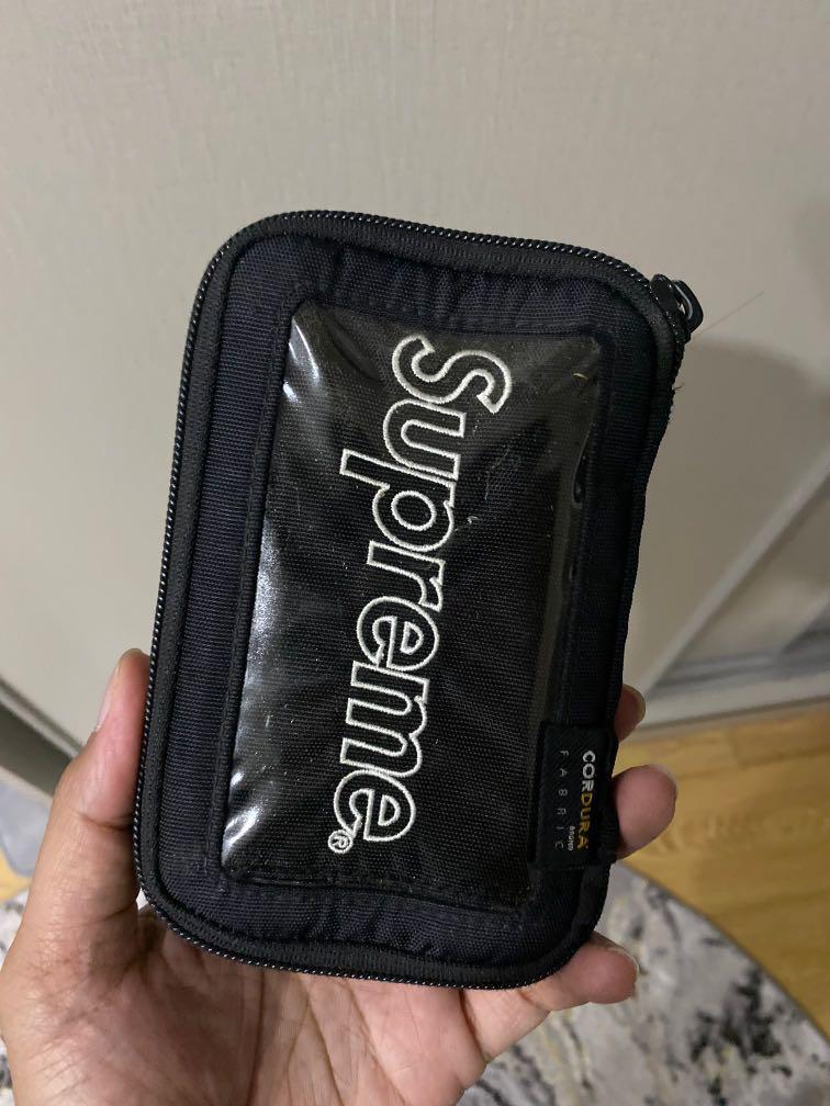 Supreme wallet pouch 2025
