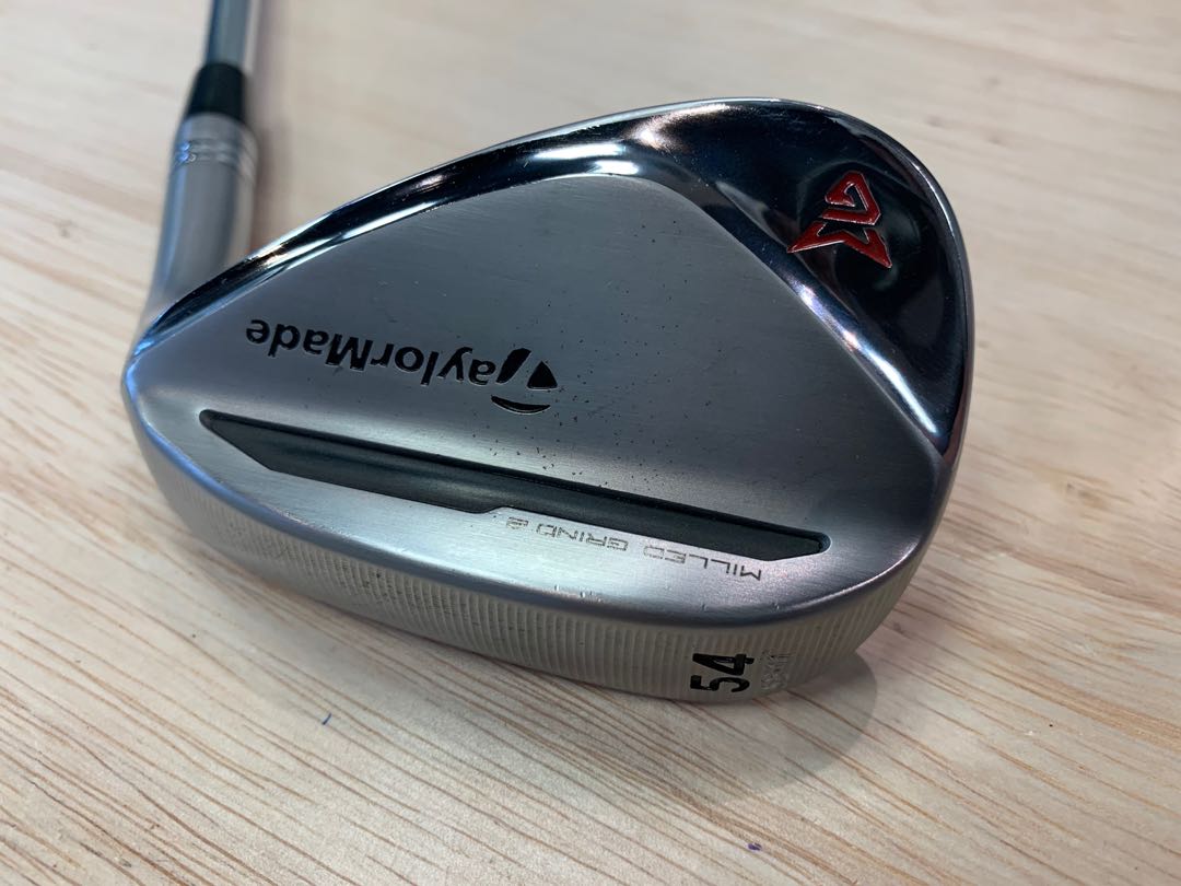 Taylormade 54 degree wedge, Sports Equipment, Sports & Games, Golf on