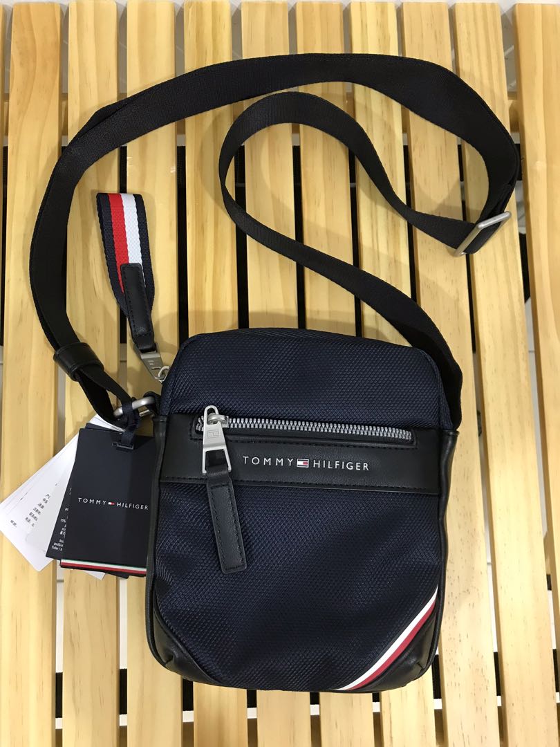 Tommy hilfiger deals bag sling
