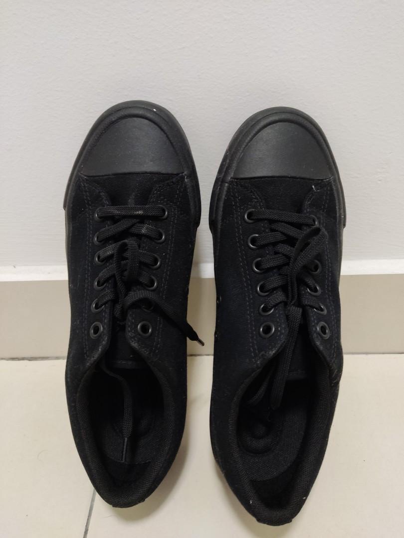 Converse uniqlo sales