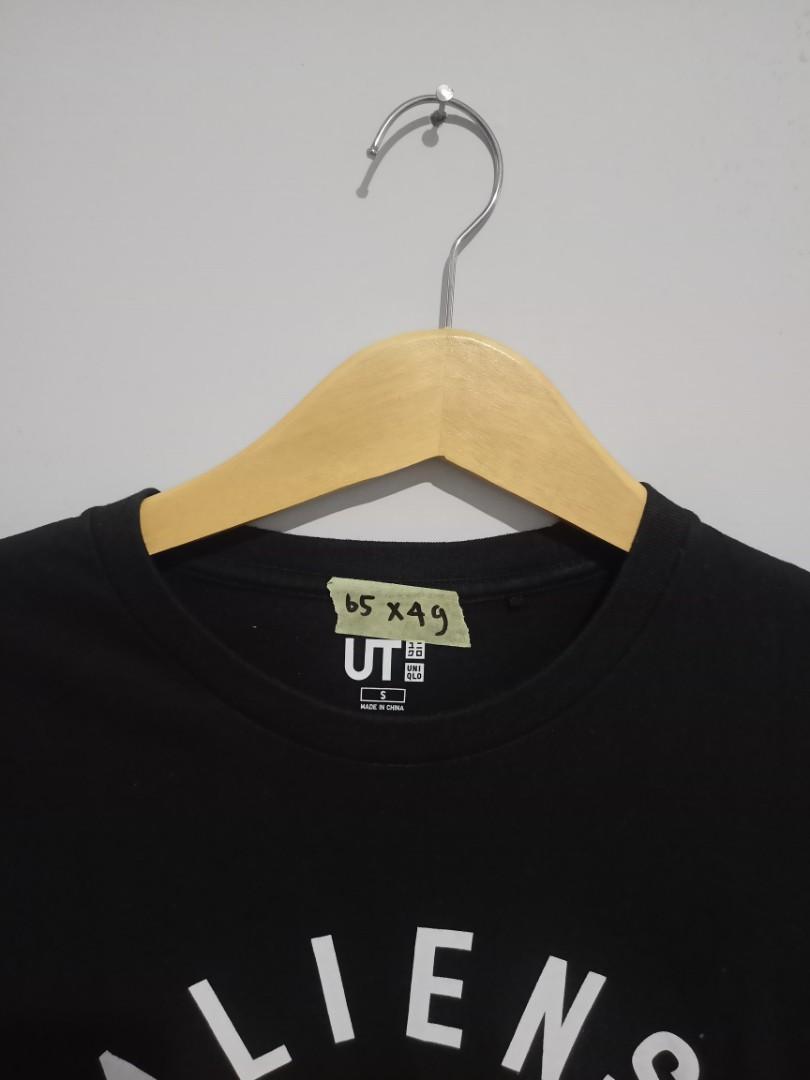 UNIQLO X TOY STORY, Fesyen Pria, Pakaian , Atasan di Carousell