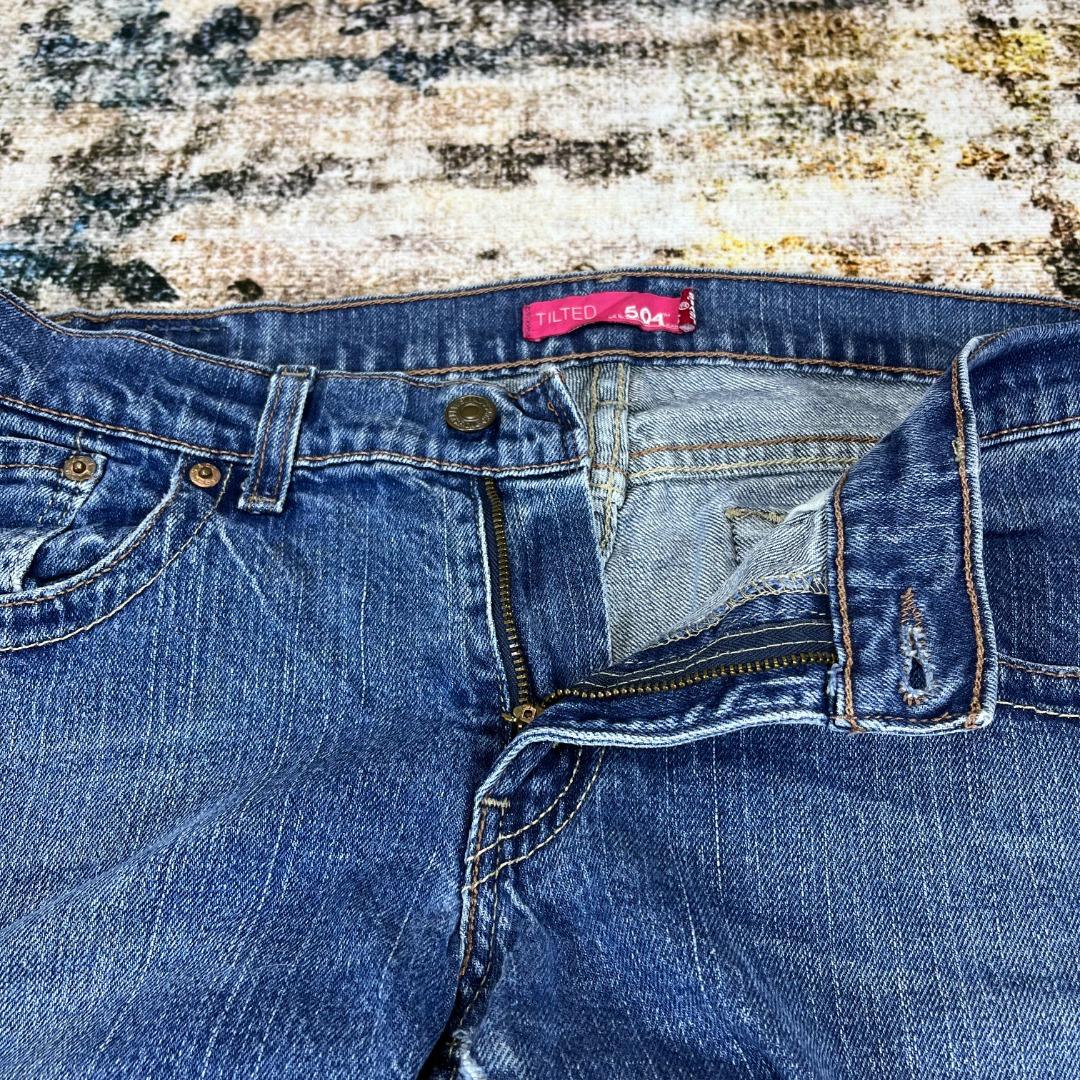 Womens levis 504 tilted jeans hotsell