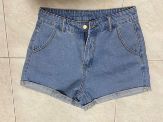 (Category: ) located in . Submitted by dottedr (Listing ID 1178516461, Image 1). Description: .