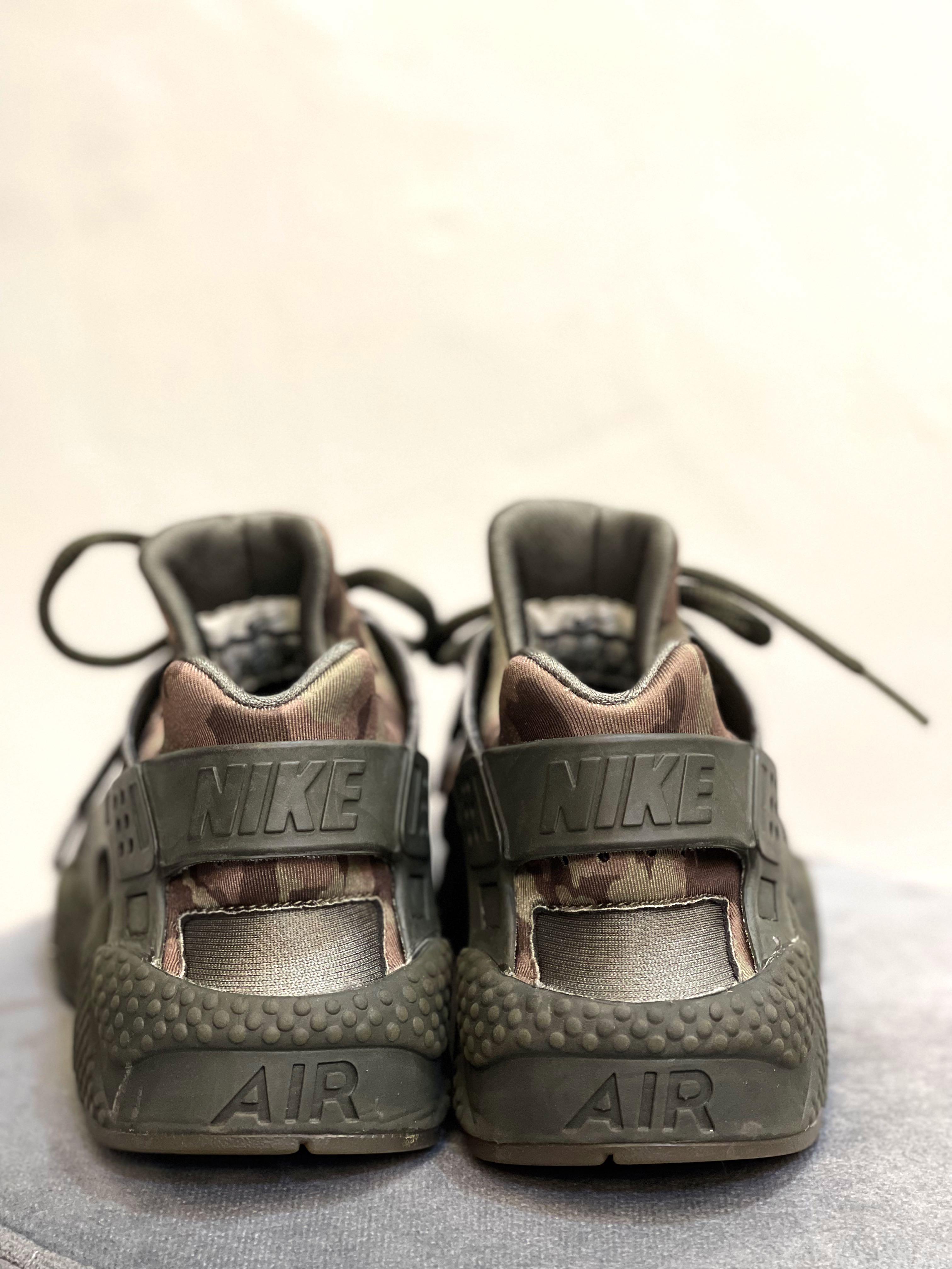 100 authentic Nike huarache in rare camo army green limited