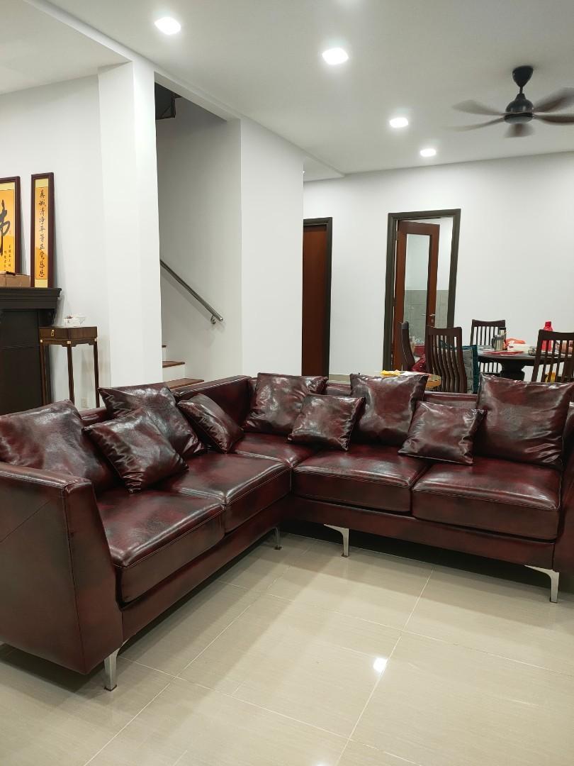 Used leather living discount room set