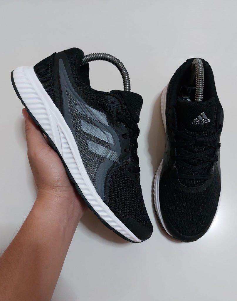 Adidas bounce, Women's Fashion 