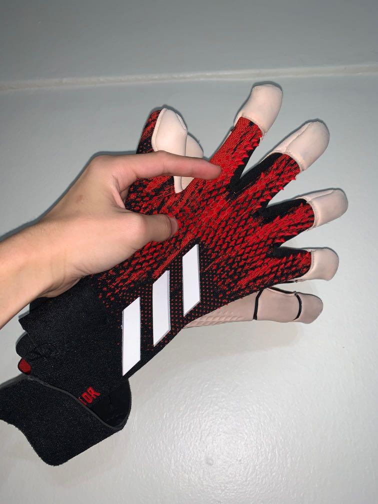 rutina norte Grande Adidas predator hybrid gloves, Sports Equipment, Sports & Games, Racket &  Ball Sports on Carousell