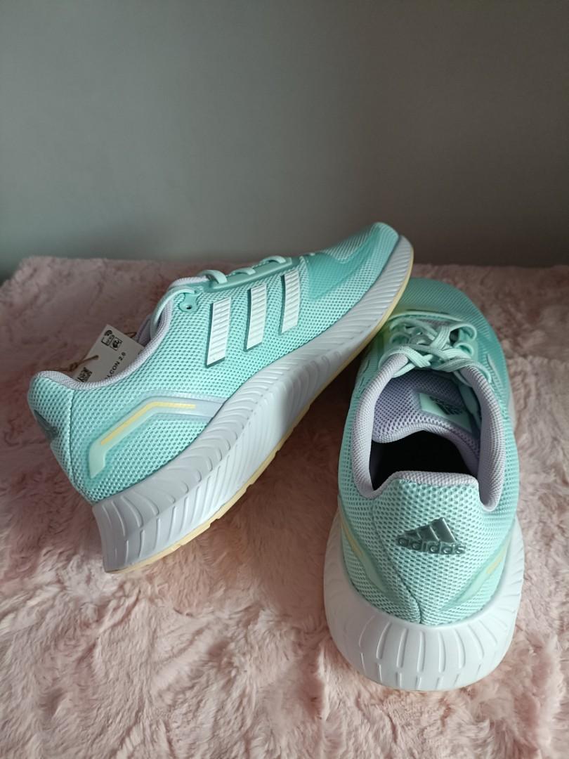 Adidas tri color, Women's Fashion, Footwear, Sneakers on Carousell