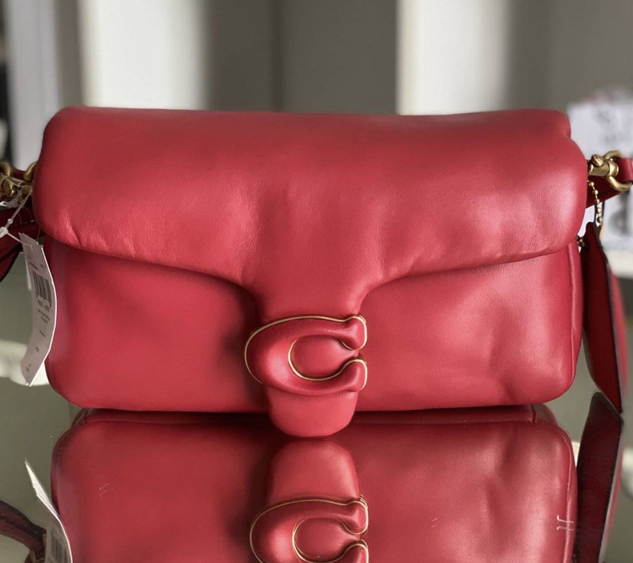 Coach tabby on sale red apple