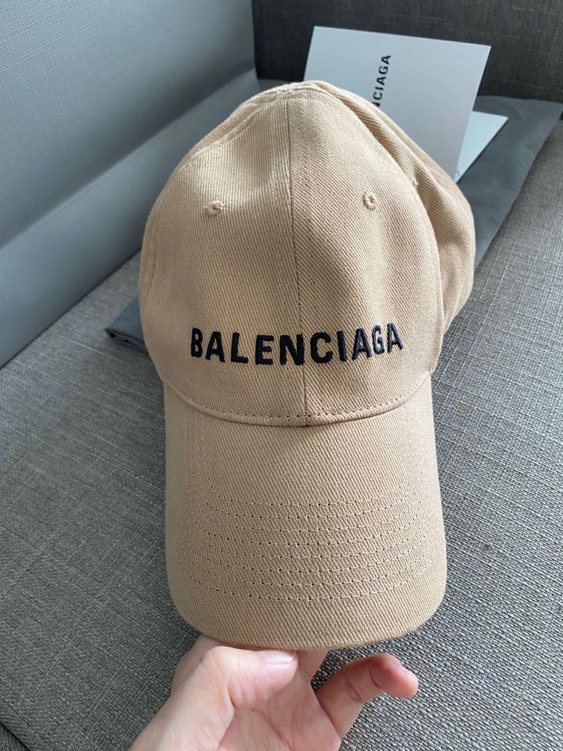 Balenciaga cap beige store
