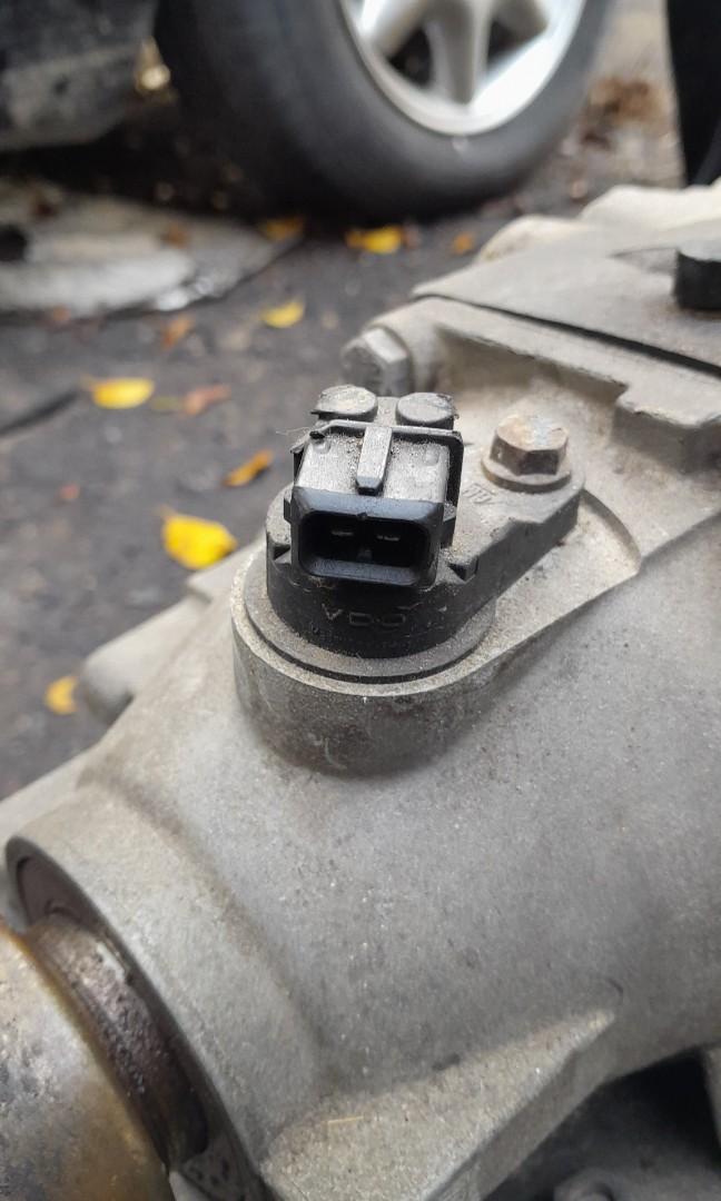 BMW E34 GEARBOX M50B25 BY GM MADE IN FRANCE WITH TORQUE CONVERTER, Auto Accessories on Carousell