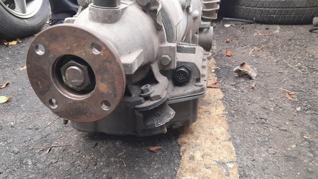 BMW E34 GEARBOX M50B25 BY GM MADE IN FRANCE WITH TORQUE CONVERTER, Auto Accessories on Carousell