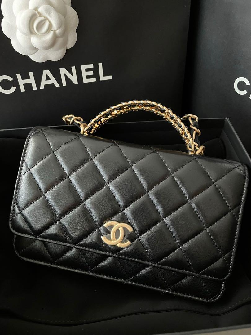 CHANEL Lambskin Quilted Pearl Top Handle Clutch With Chain Black