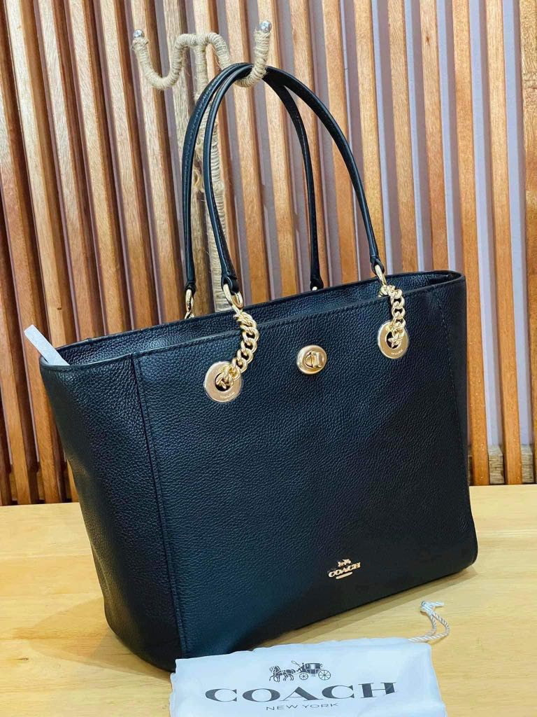Coach turnlock chain tote 27 hotsell