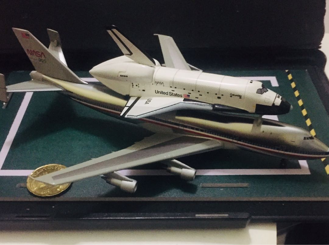 極レア‼️Dragon 1/400 NASA COLUMBIA w/SRB