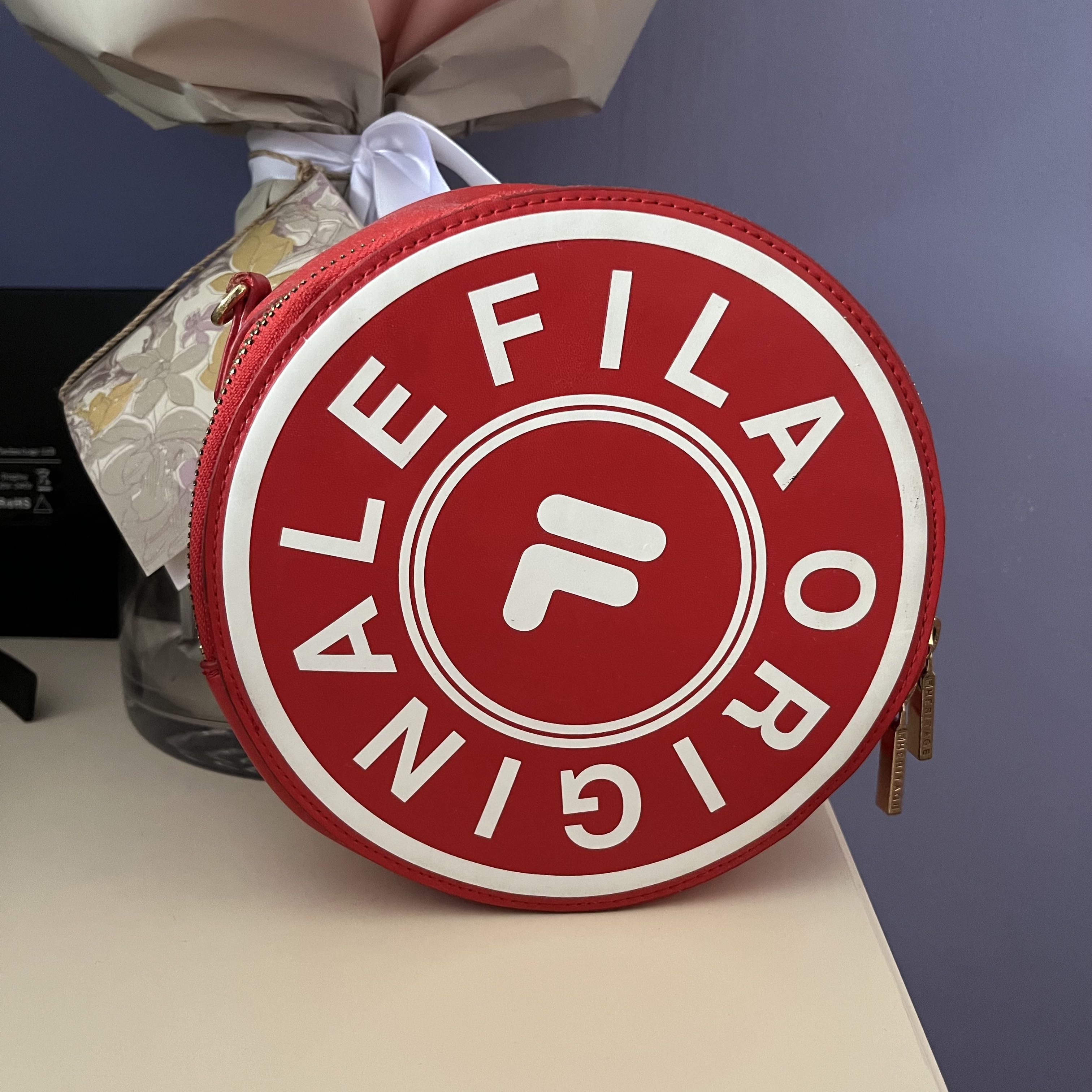 Red fila shop bag