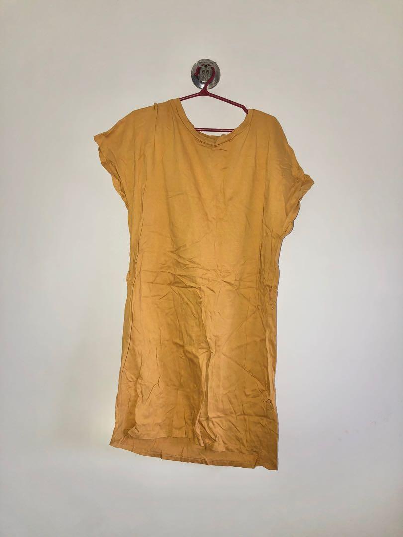 Forever21 Mustard Yellow Tunic Dress (Category: Dresses) located in Manila. Submitted by kmixed (Listing ID 1178754697, Image 2). Description: Tag already removed, fits medium frame best. Belt no longer available. RFS: Decluttering MOP: GCash or BPI Location: Mandaluyong City. Delivery via Lalamove or Grab, fee c/o buyer..