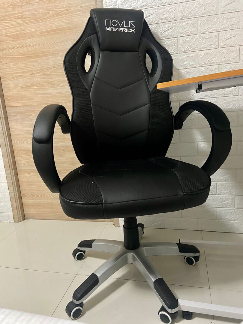 Novus gaming on sale chair review