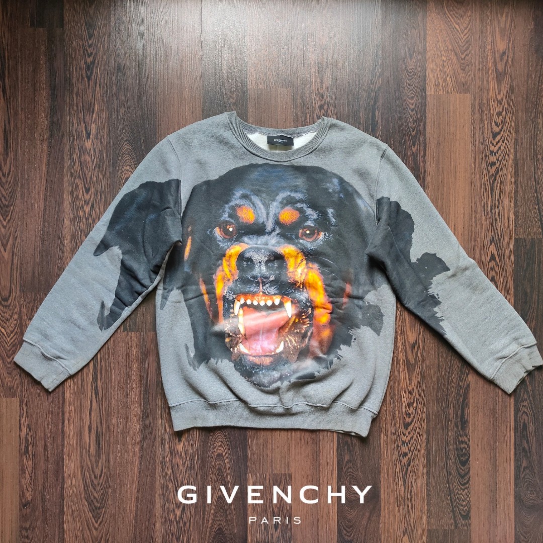 Givenchy store sweatshirt rottweiler