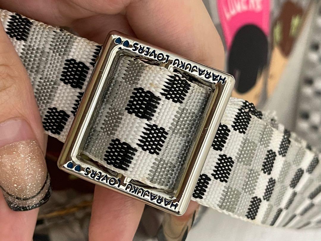Harajuku Lovers Bag (Category: Cross-body Bags) located in Apalit. Submitted by byebyeclutterph (Listing ID 1178775405, Image 3). Description: Authentic HL bag, well-used. .