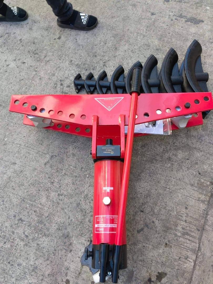 Hydraulic Pipe Bender Tripod Type, Commercial & Industrial