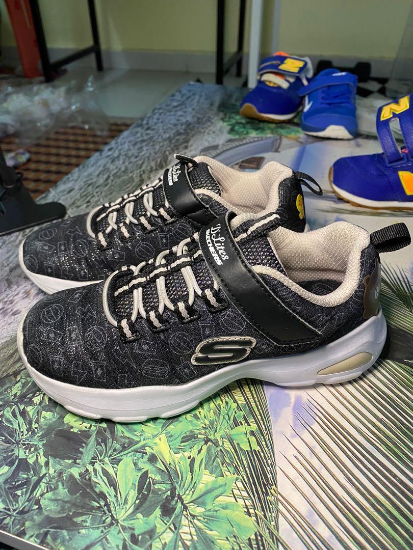 Skechers 7721 on sale
