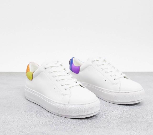Kurt geiger hotsell laney rainbow