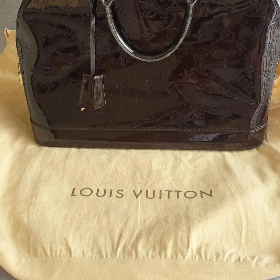 LV Vernis Amarante Handbag, Luxury, Bags & Wallets on Carousell