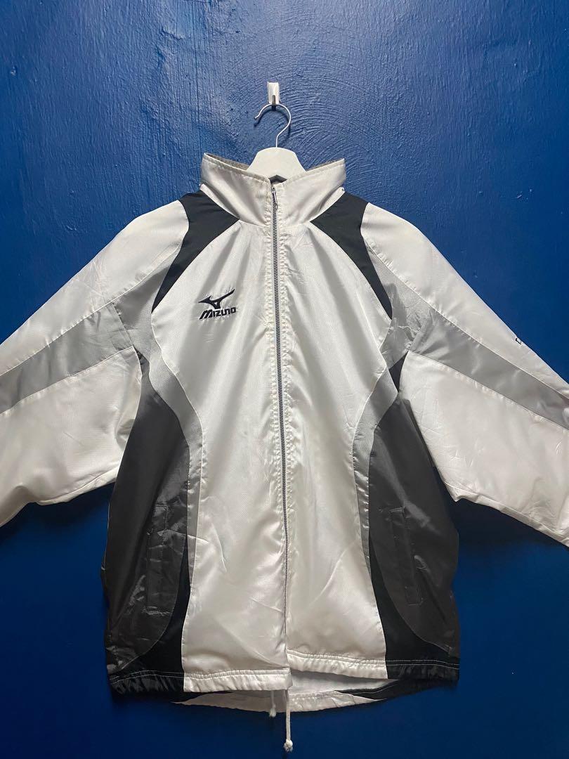 Mizuno deals windbreaker pullover